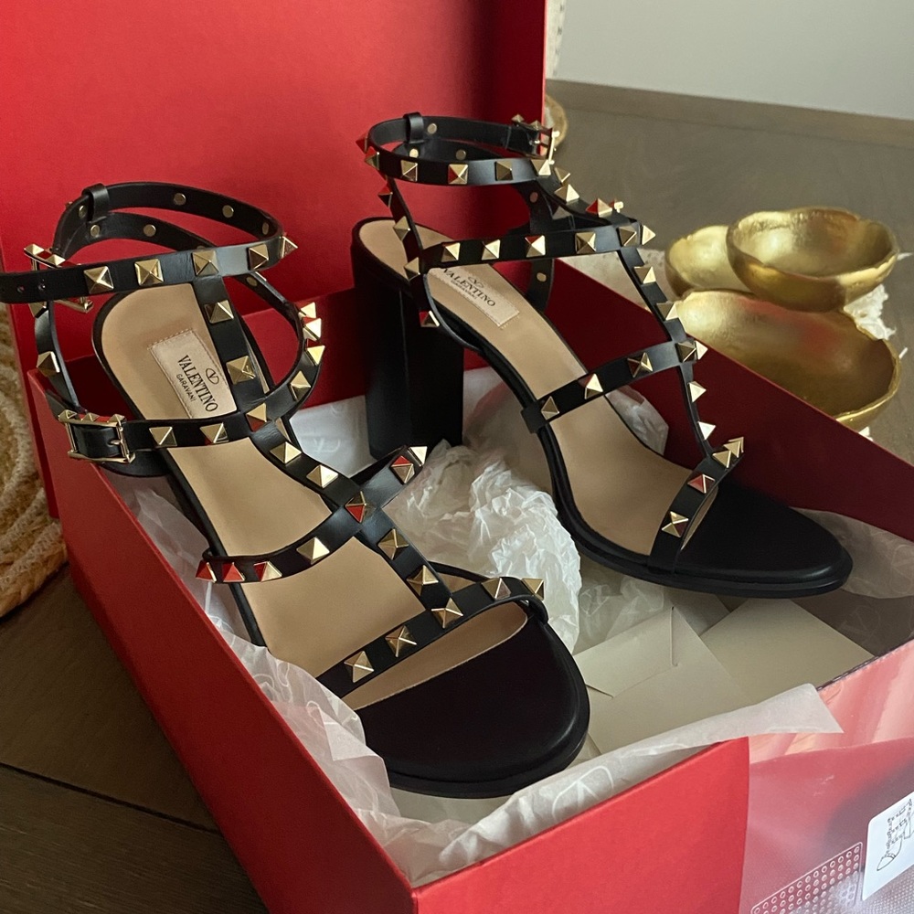 NEW - Valentino Garavani Rockstud Block Heels (Never Worn)